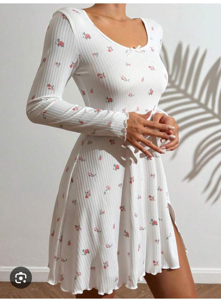 Long Sleeve Floral Scoop Neck Sleep Dress