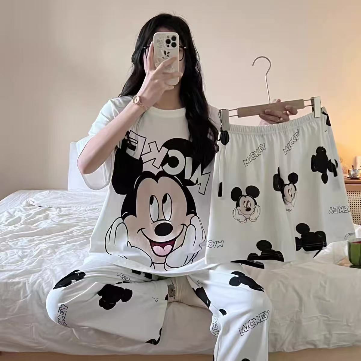 Classic Mickey Mouse Graphic Pajama Set